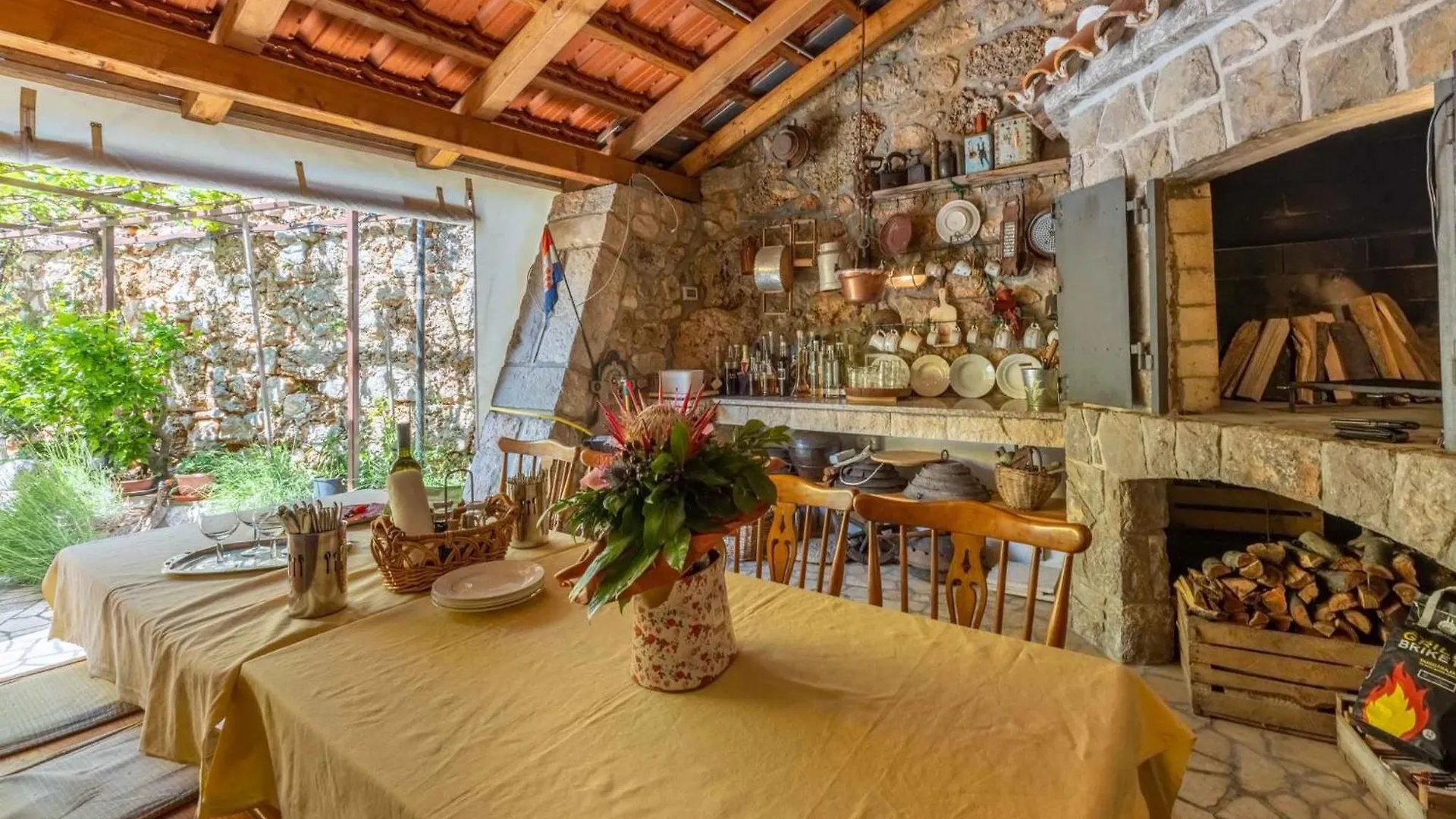 Holiday Home In Grizane 43088